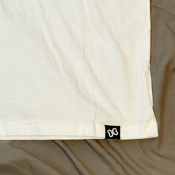 Choose Your Attitude Create Your Life Graphic Tee Size Medium - Picture 3 of 6